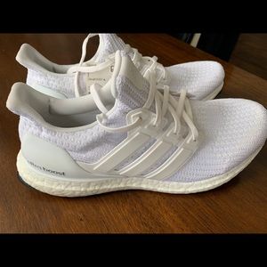 Adidas Women’s White Ultraboost size 9.5